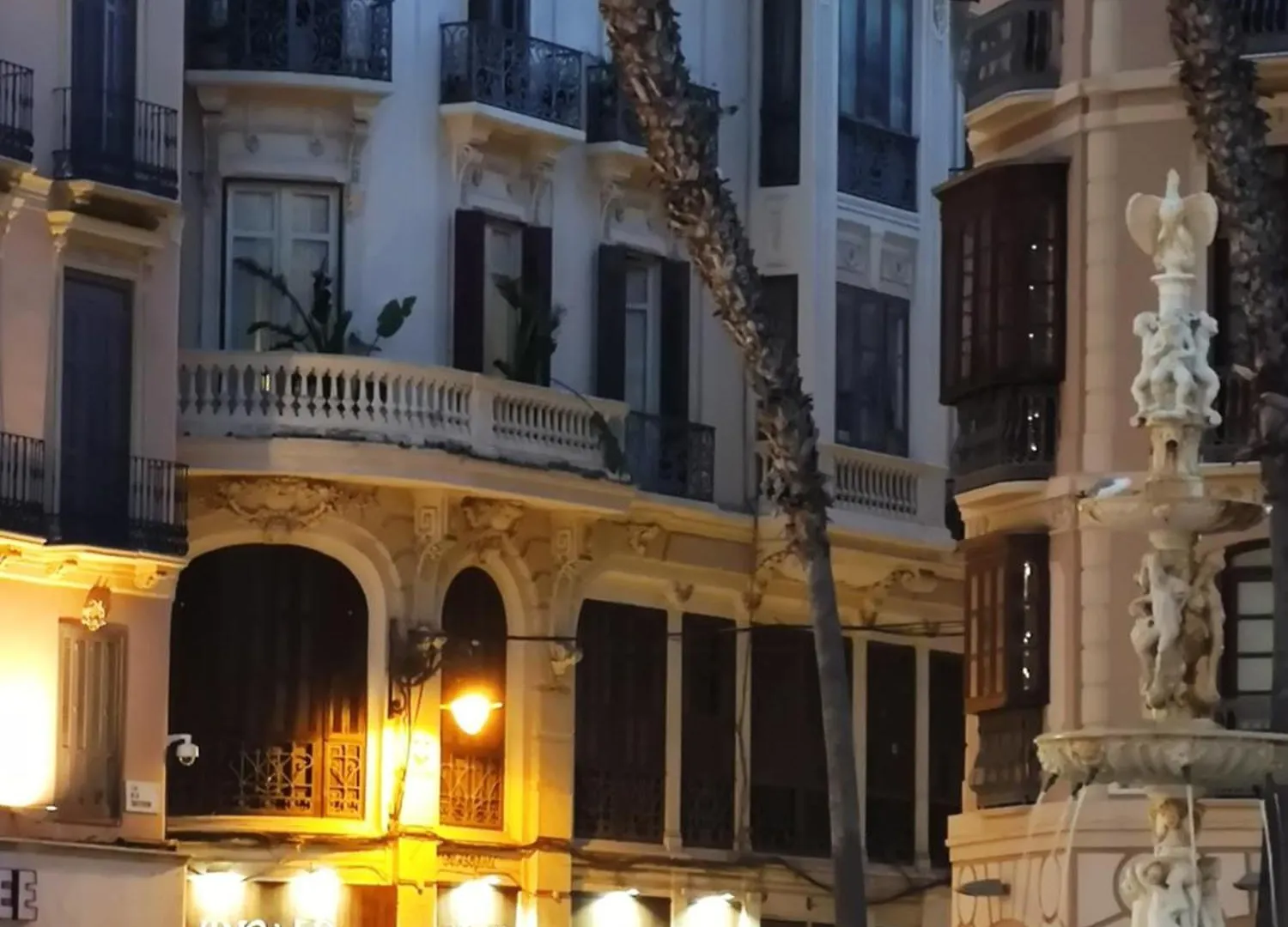 Historic 19Th-Century Apartment With Balcony Overlooking Plaza Malaga 0*,  Spain